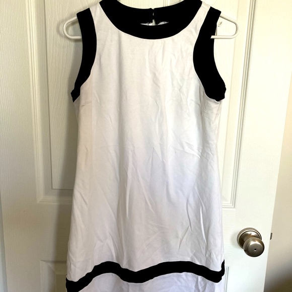 New York & Company Dresses & Skirts - B&W NY&Co summer dress